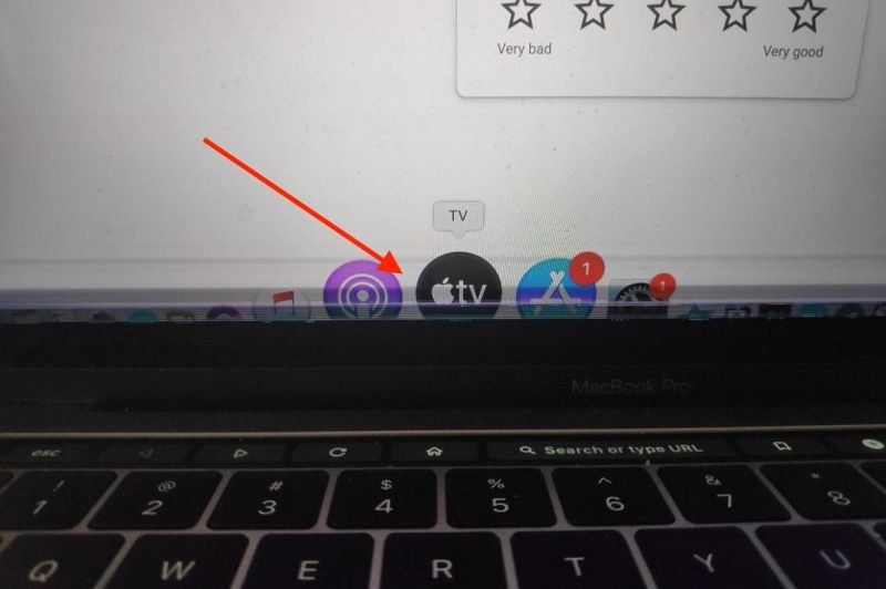Black Lines at Bottom of MacBook Pro Screen