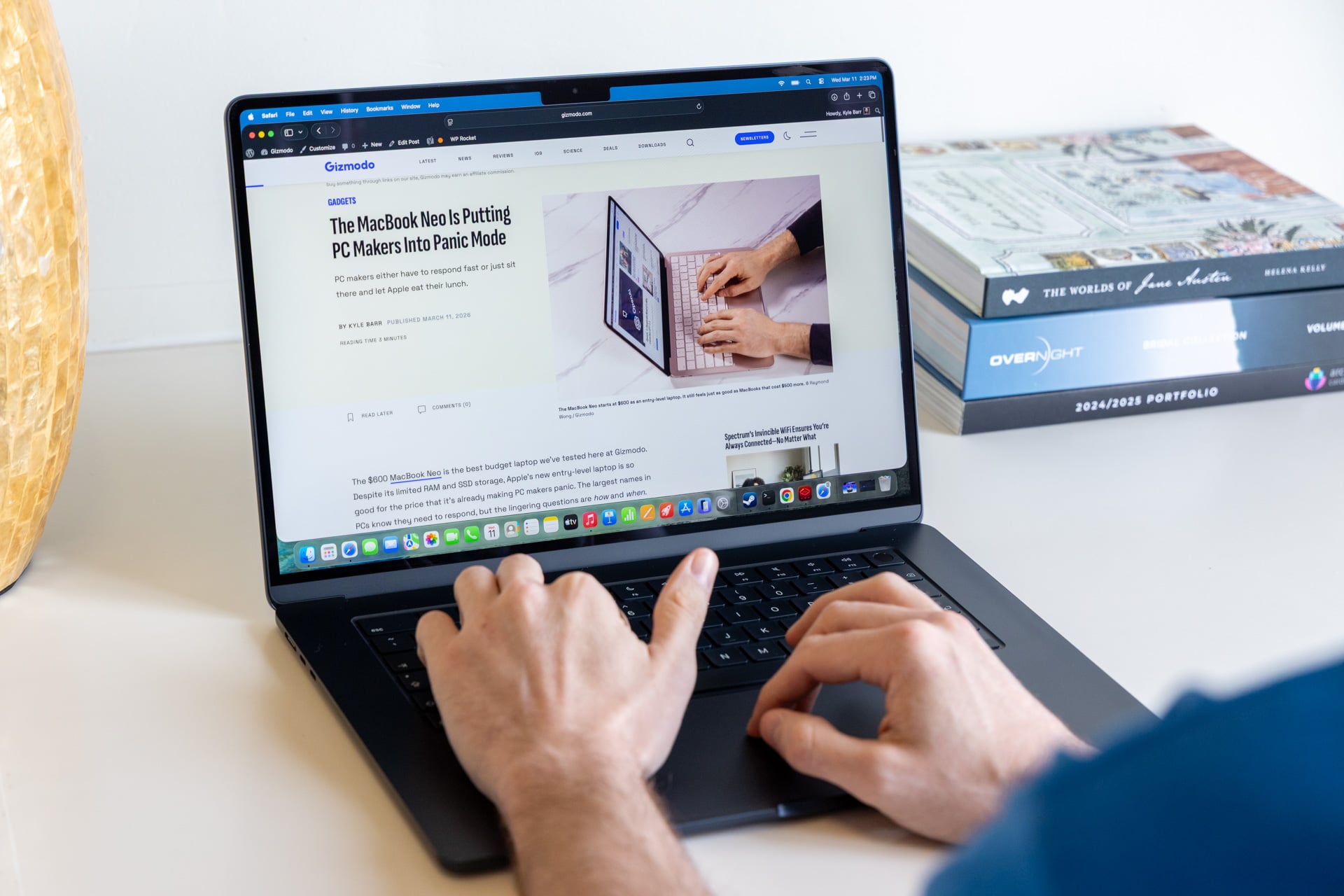 MacBook air m5 starlight