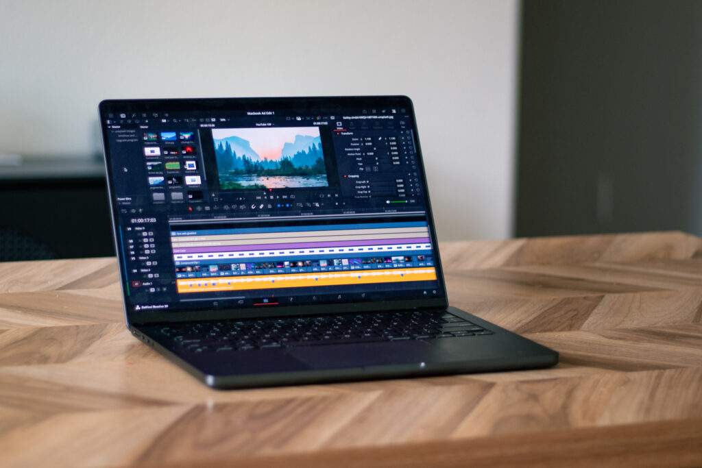 MacBook Pro M4 16GB 512GB
